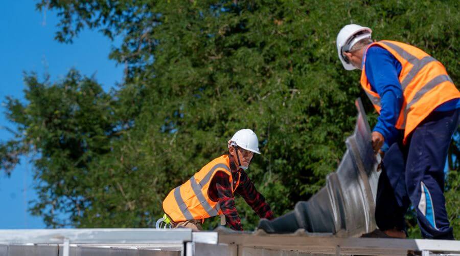 Expert top industrial roofings services in Harris, IA